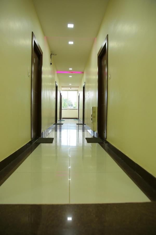 Hotel Maruthi Inn Nirmal  Exterior photo